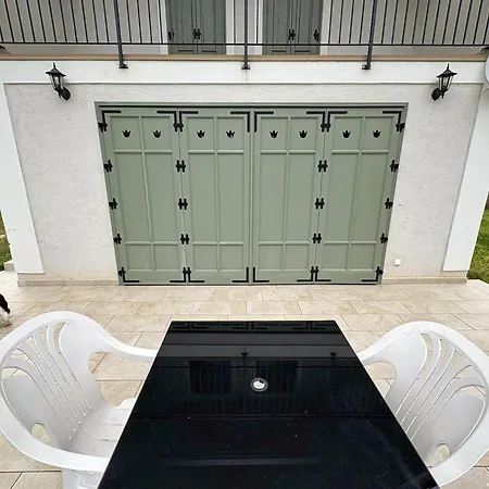 Apartment Haptapta House